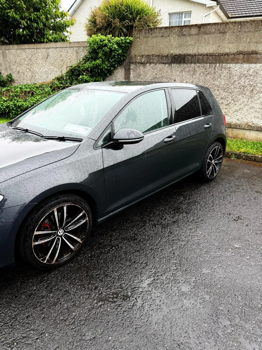 2016 VW Golf 1.6 TDI Match Edition Automatic - Image 2