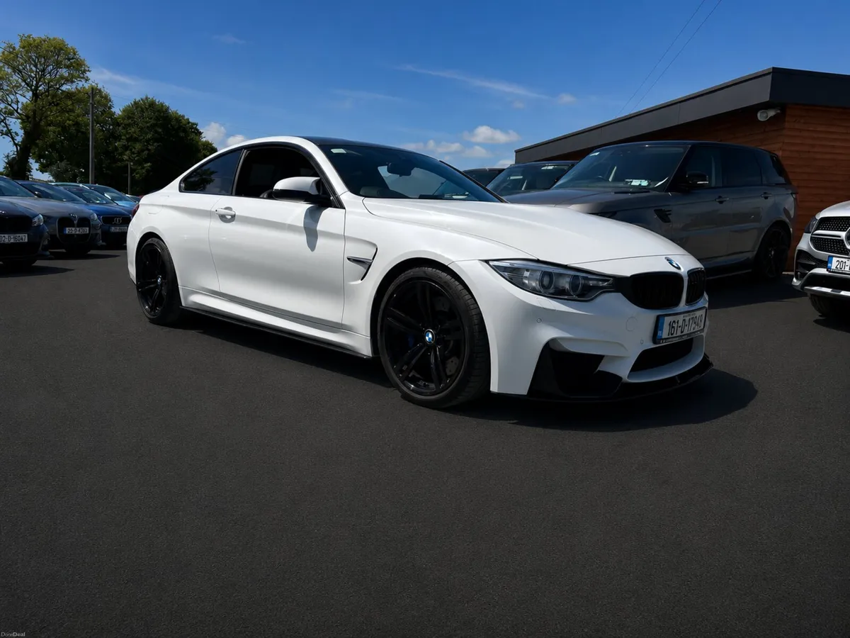 161 BMW M4 F82 DCT LOW KMS MINERAL WHITE - Image 1