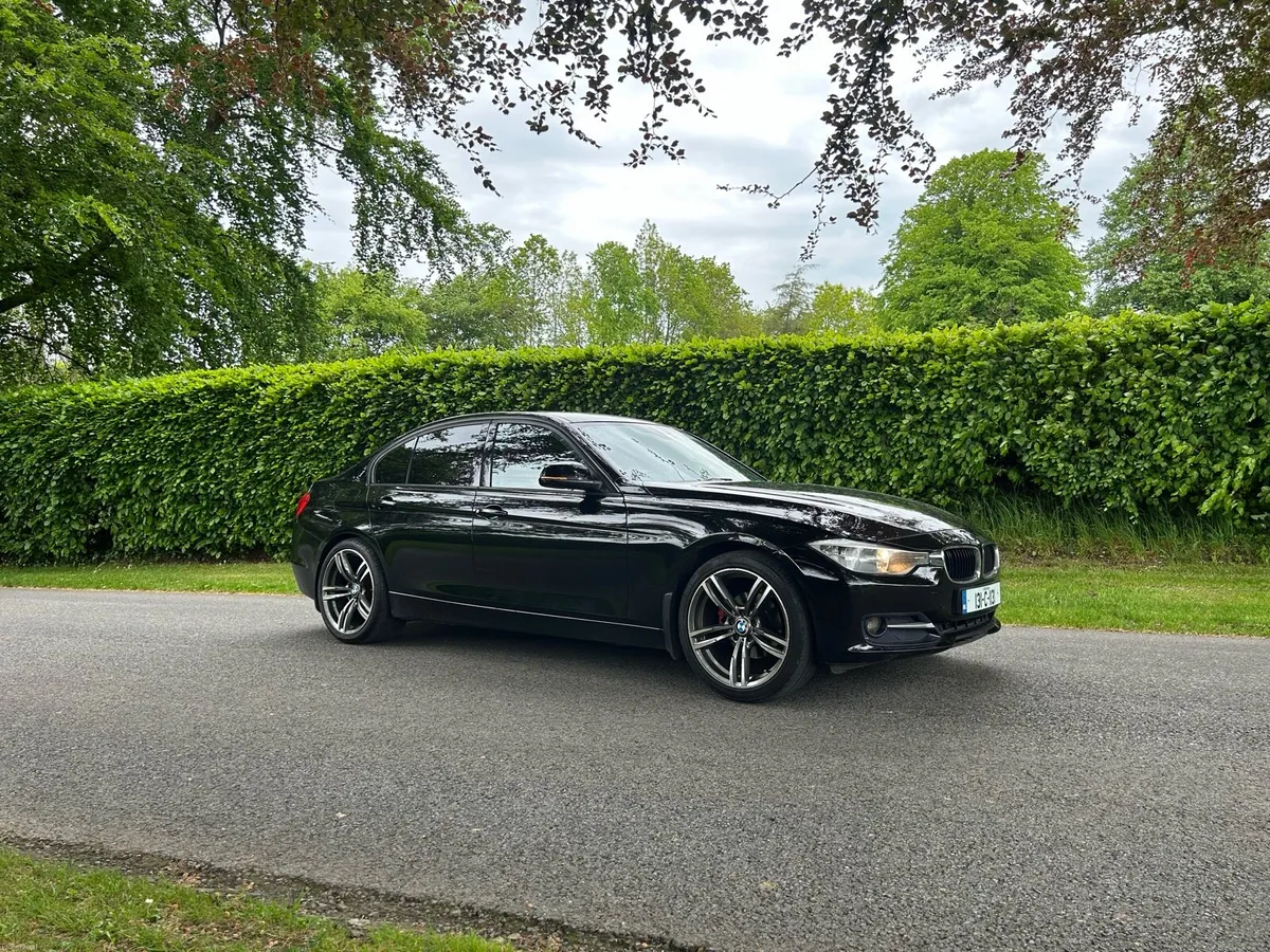 2013 Bmw f30 318 2.0diesel Sport - Image 1