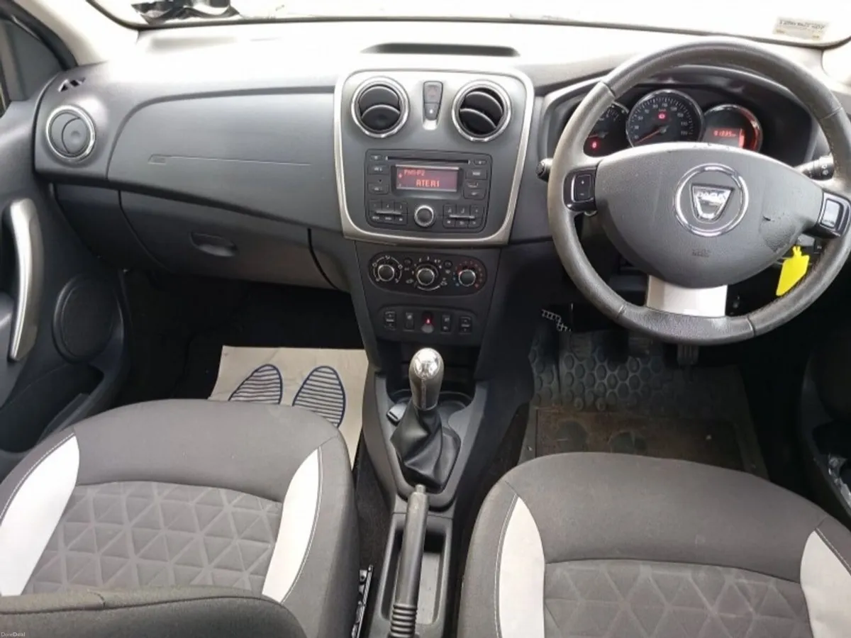 Dacia Sandero Stepway 1.5 dCi 90 SIGNATURE (New T/ - Image 3