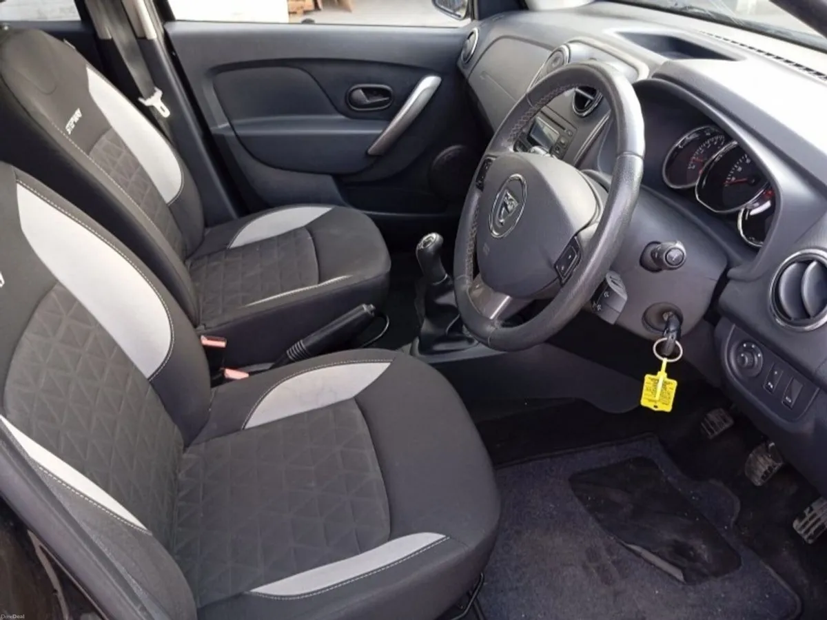 Dacia Sandero Stepway 1.5 dCi 90 STEPWAY SIGNATURE - Image 3