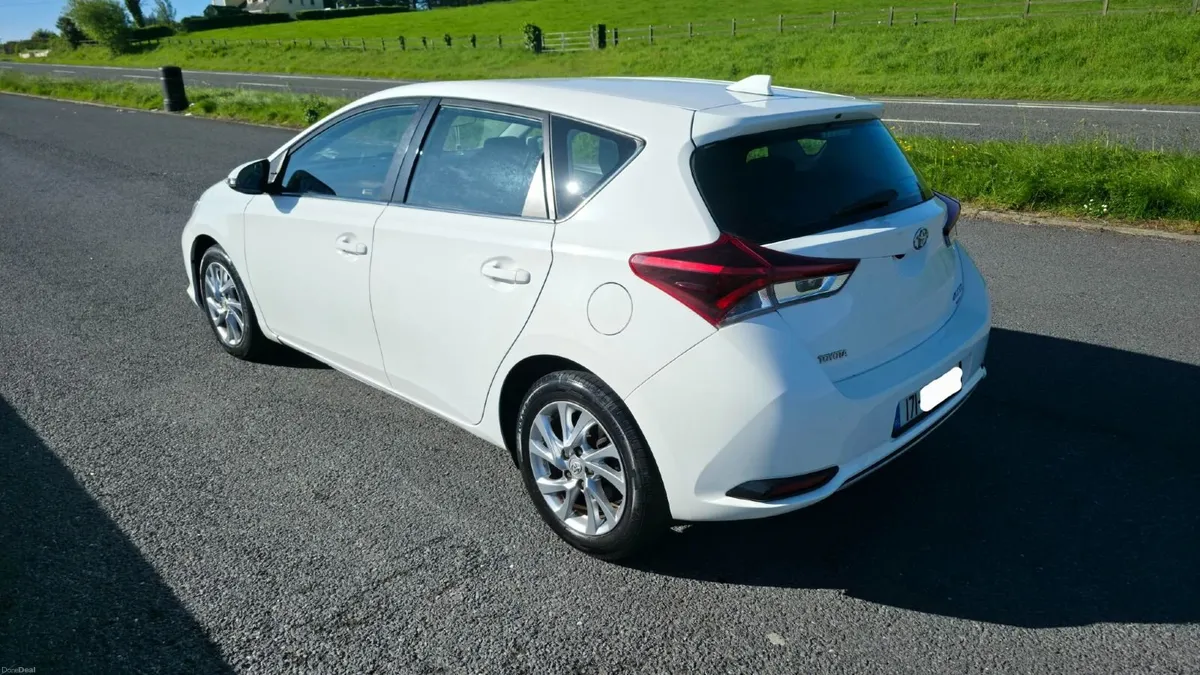 Toyota Auris 2017 1.4 D4D - Image 4