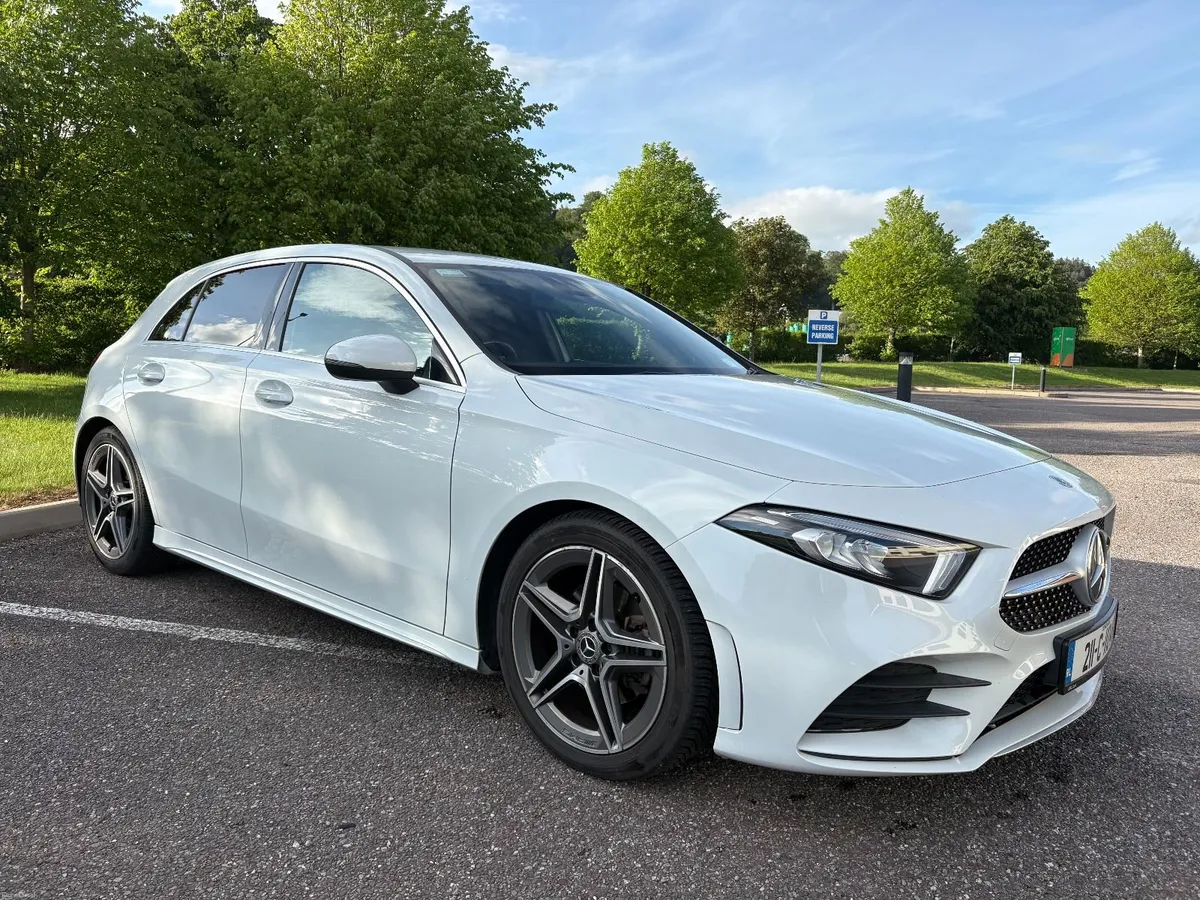 Mercedes A200D AMG Line Premium Plus - Image 1