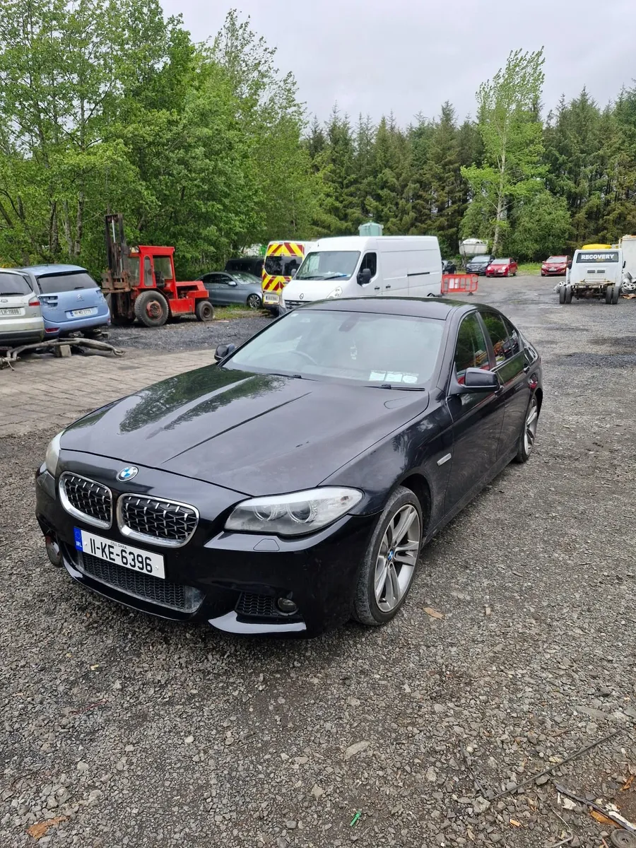 BMW 5-Series 2011 - Image 1