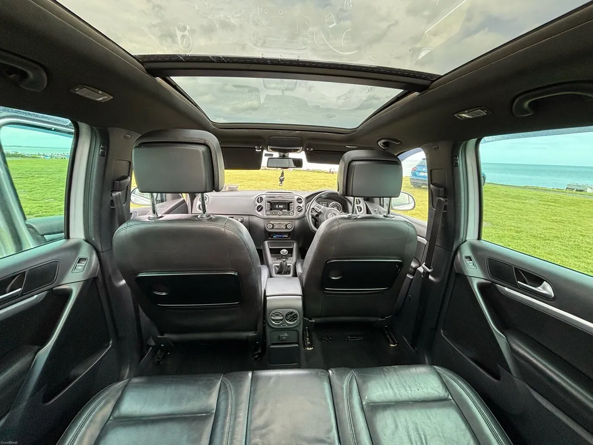 VW Tiguan R-line 4WD High Spec. Tested to Jul 27 - Image 5