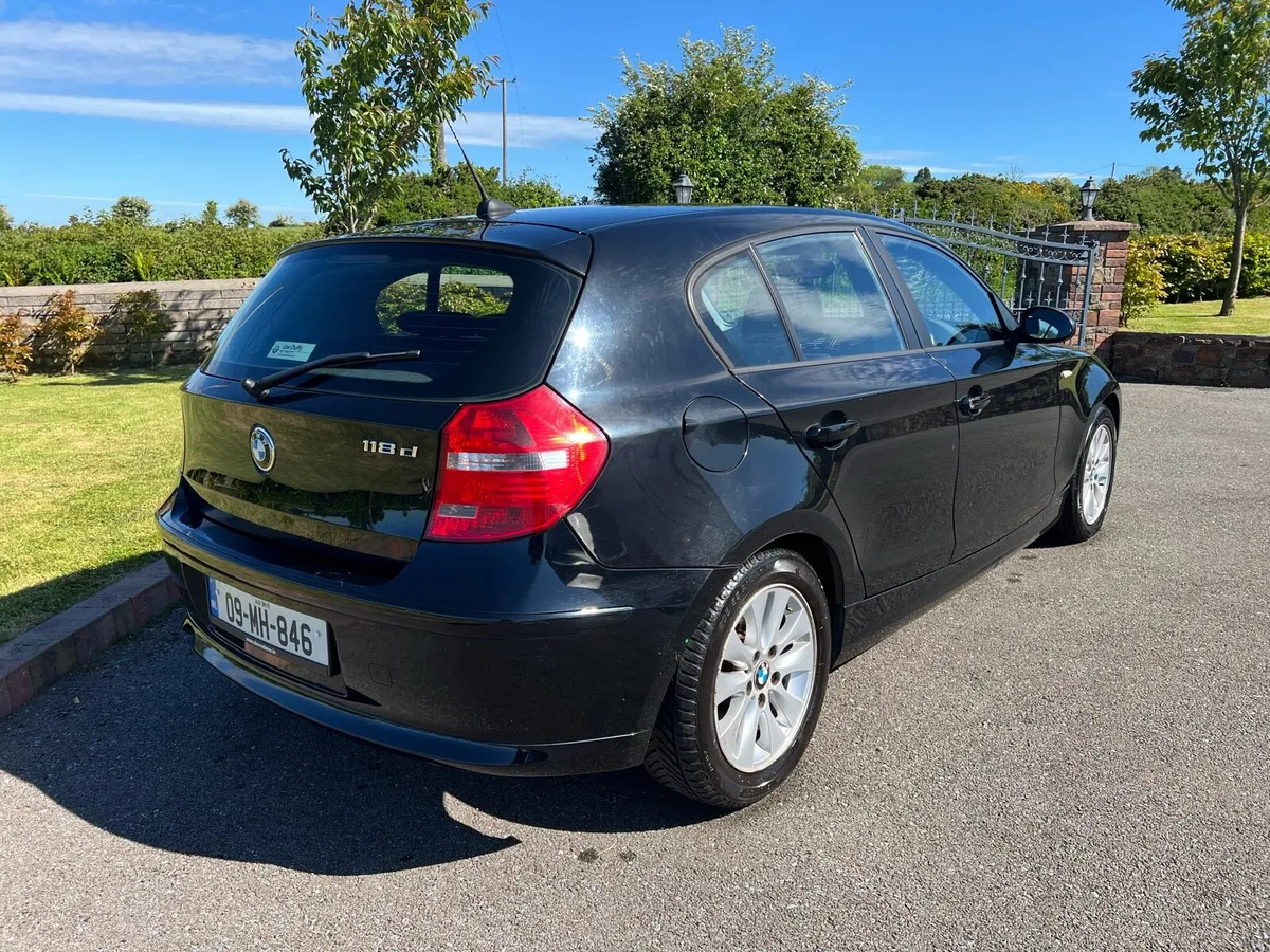 BMW 118d Hatchback - Image 2
