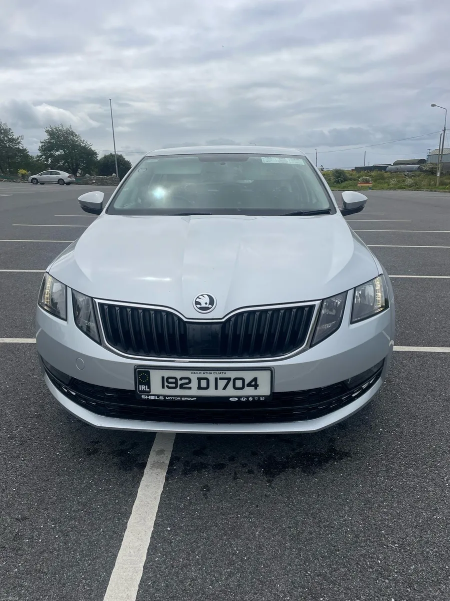 192 Skoda Octavia Ambition 1.6 TDI - Image 1