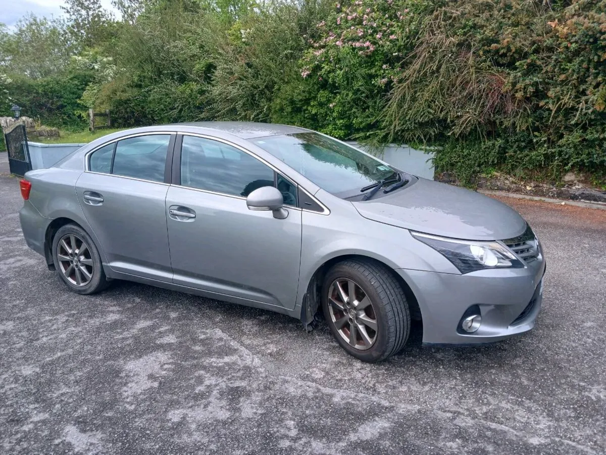 Toyota Avensis - Image 2
