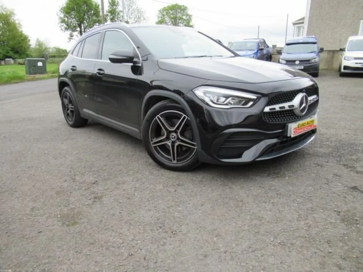 2.0 GLA220d AMG Line (Executive) SUV 5dr Diesel AU - Image 1