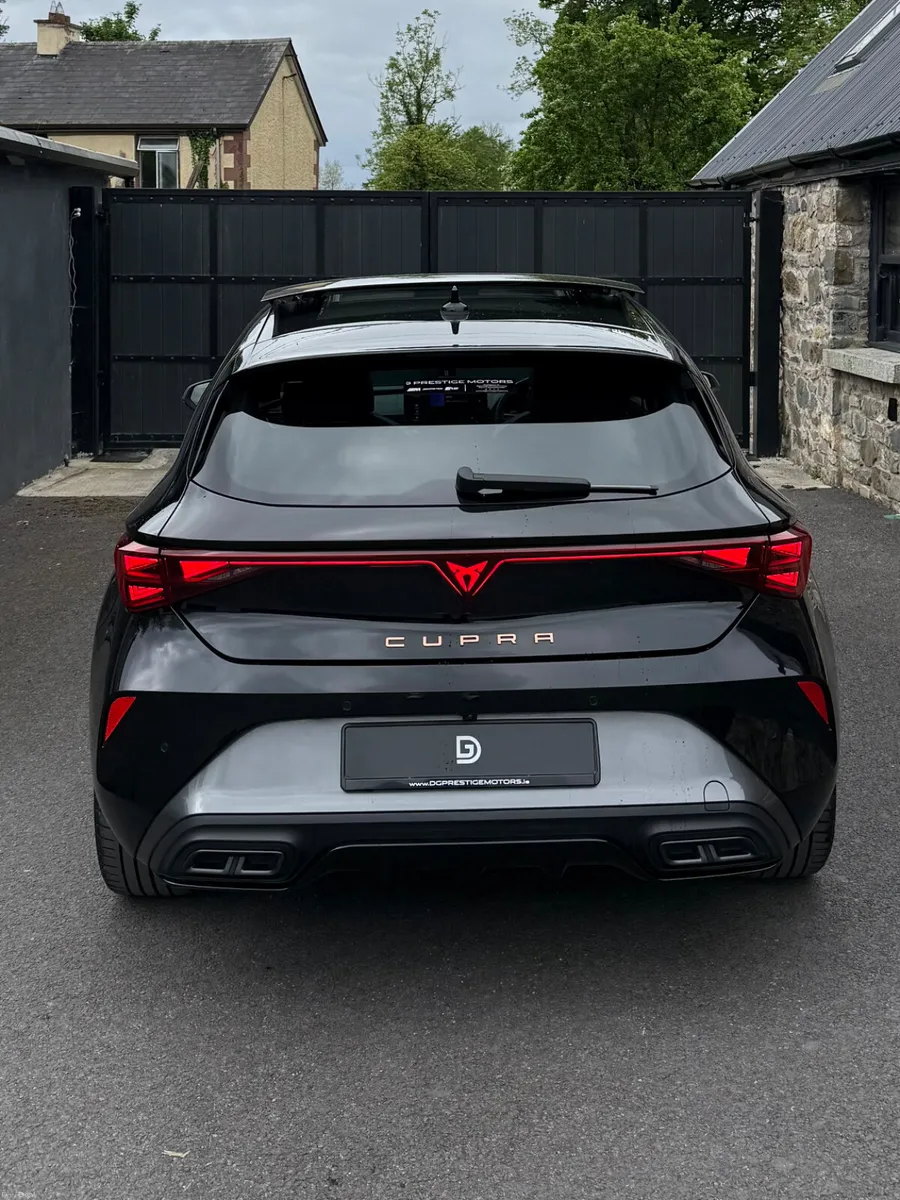 2025 CUPRA LEON 2.0 TDI DSG *PANROOF* - Image 5