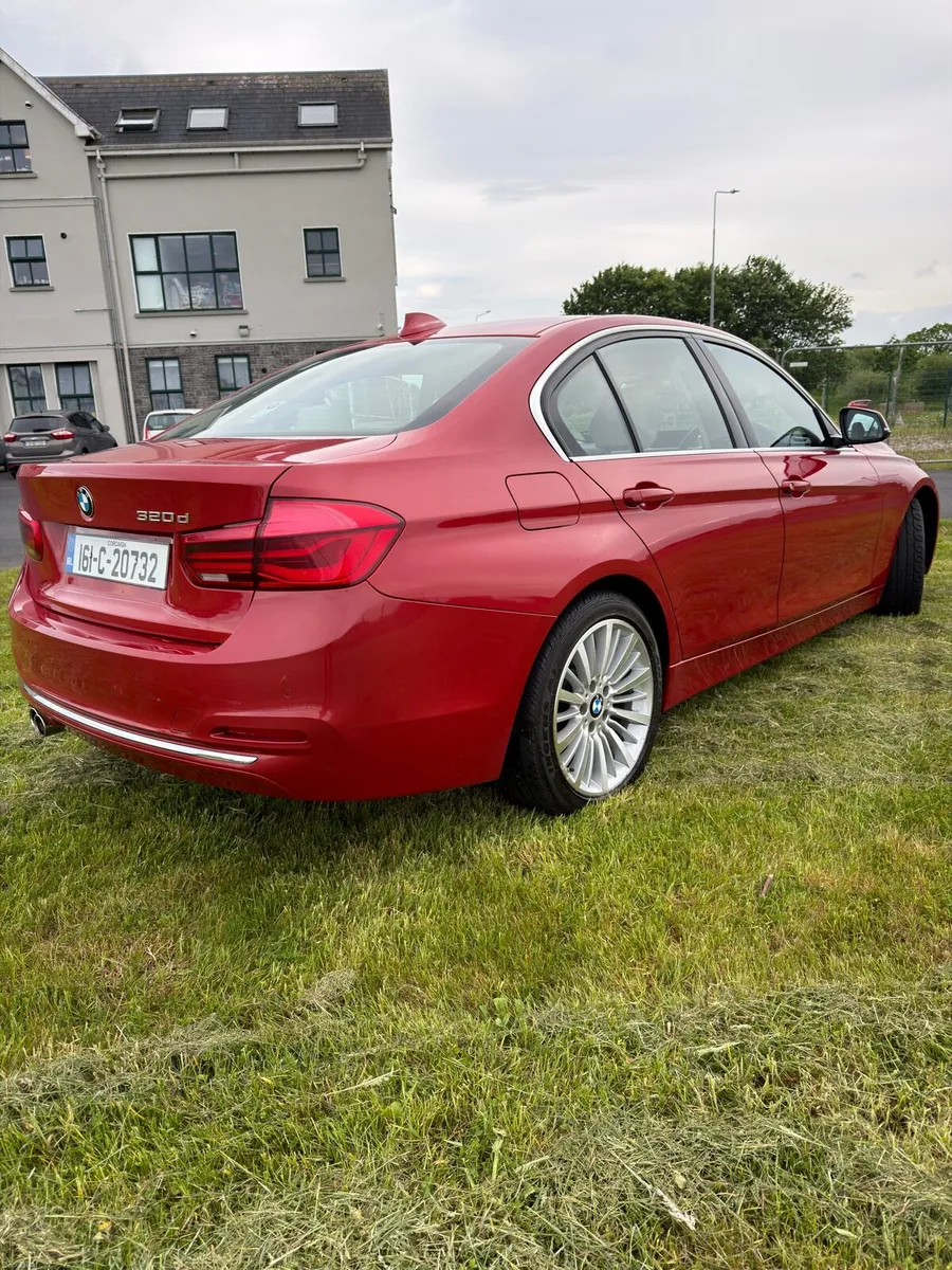 BMW 3-Series 2016 - Image 3