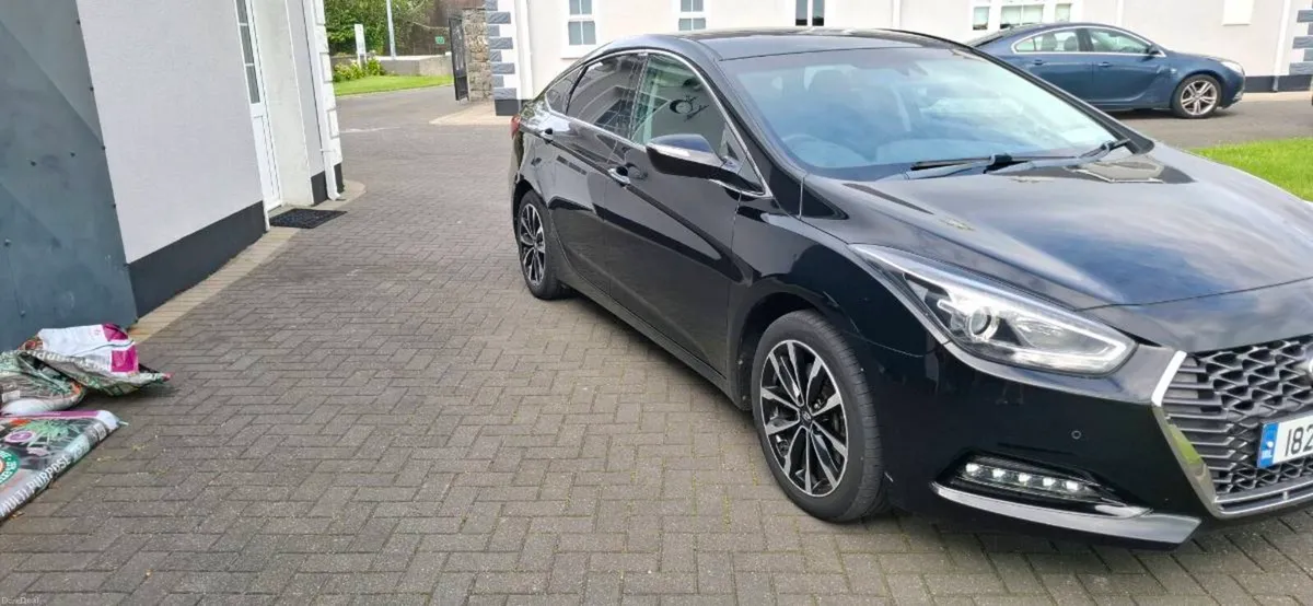 182 Hyundai I40 1.6 SE NAV CRDI 4DR - Image 2