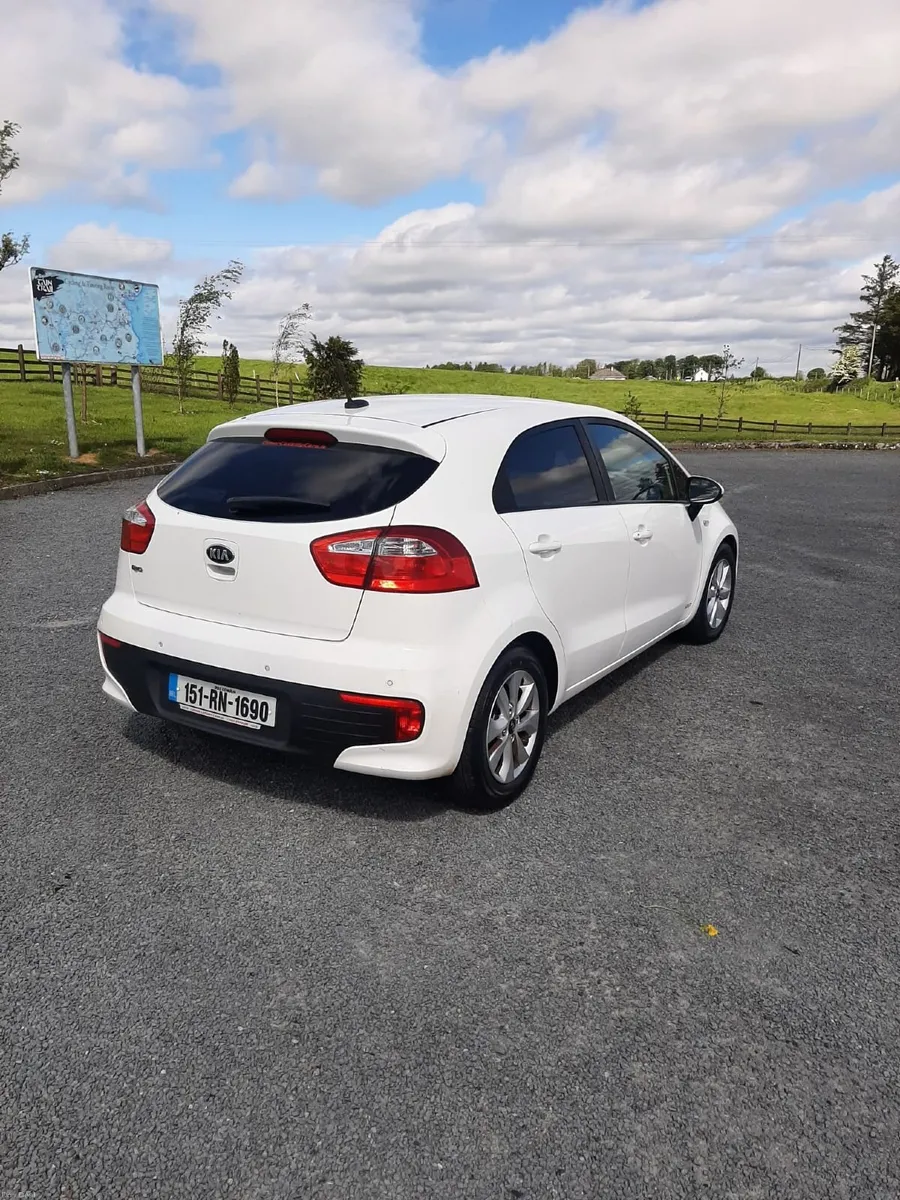 Kia Rio 2015 - Image 2