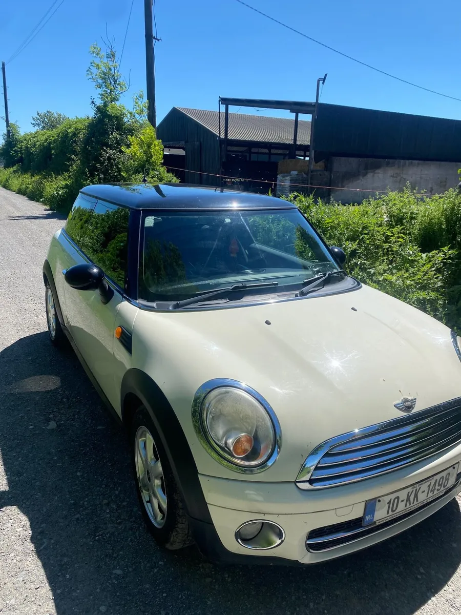 Mini Cooper 2010 - Image 4