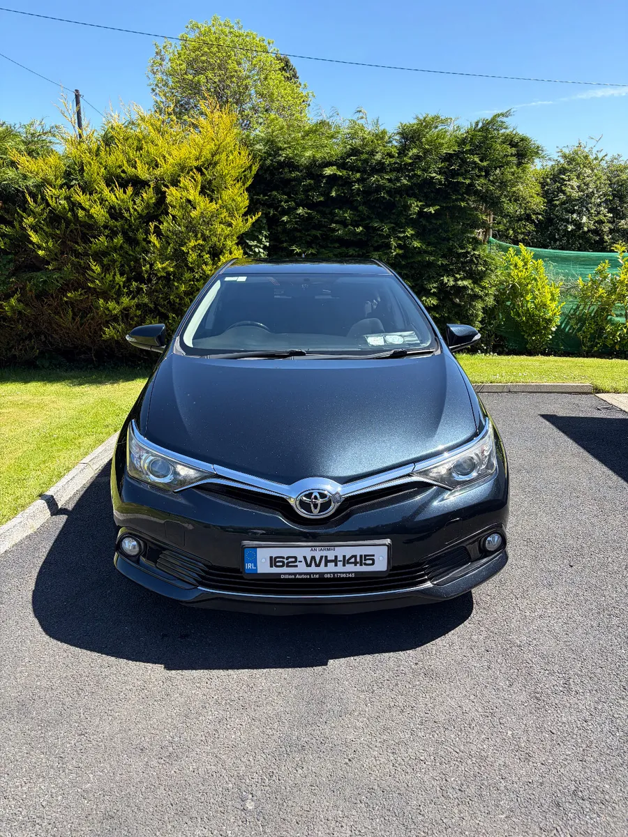 162 Toyota Auris Business Edition 1.6 Diesel - Image 3