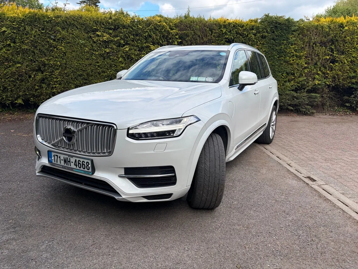 VOLVO XC90 T8 Inscription - Image 2
