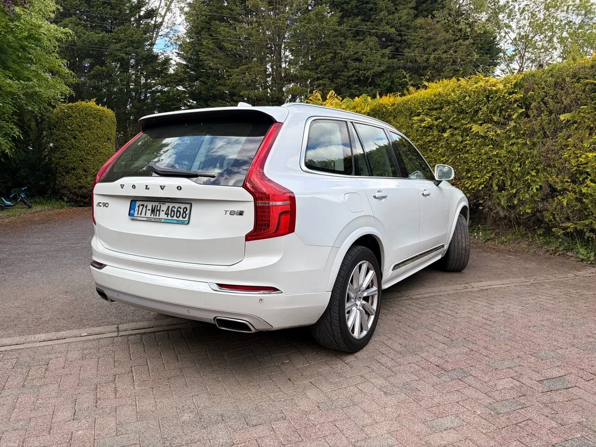 VOLVO XC90 T8 Inscription - Image 4