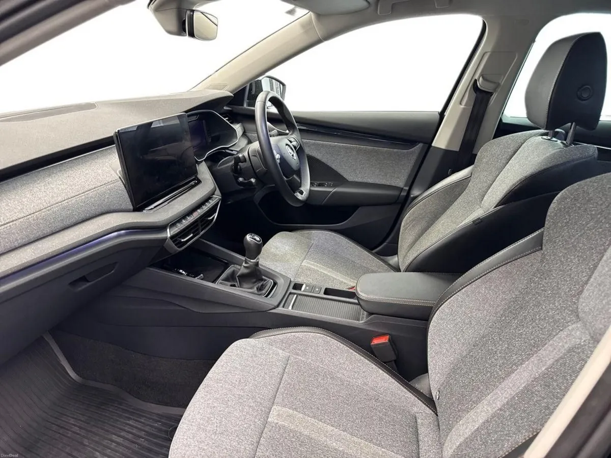 Skoda Octavia 1.5TSI SEL BOX *4.9% APR* €105 PER W - Image 3