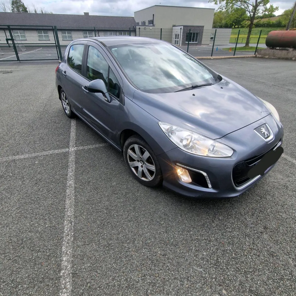 2011 Peugeot 308 - Image 1
