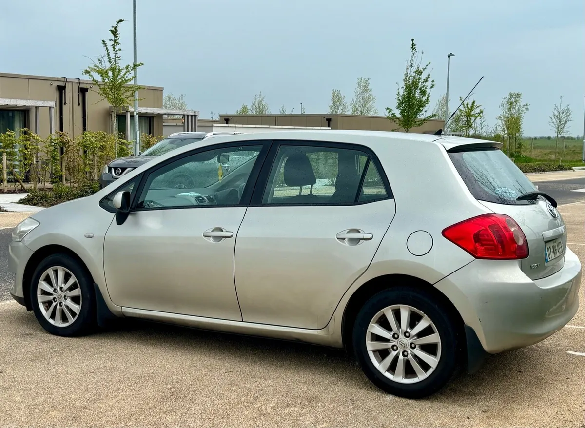 Toyota Auris - Image 4