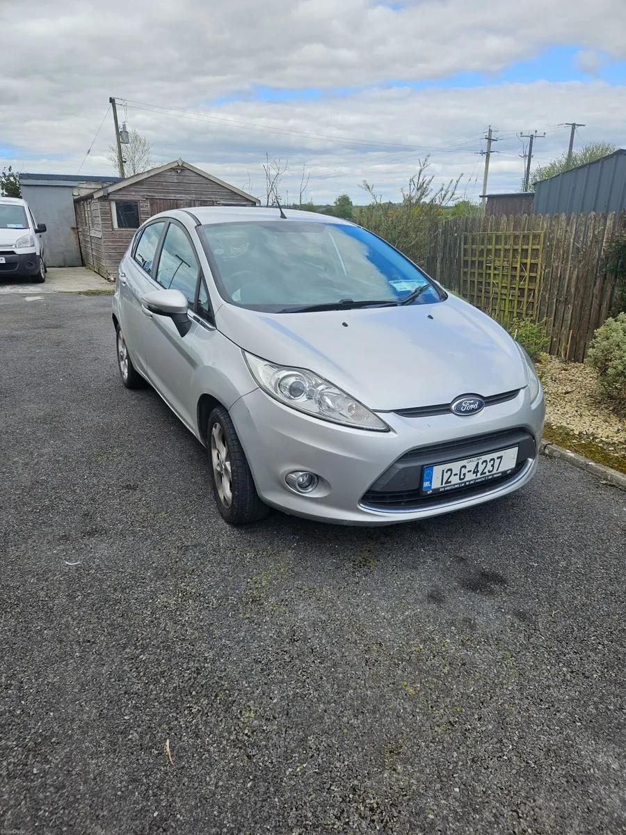 Ford Fiesta 2012 - Image 2