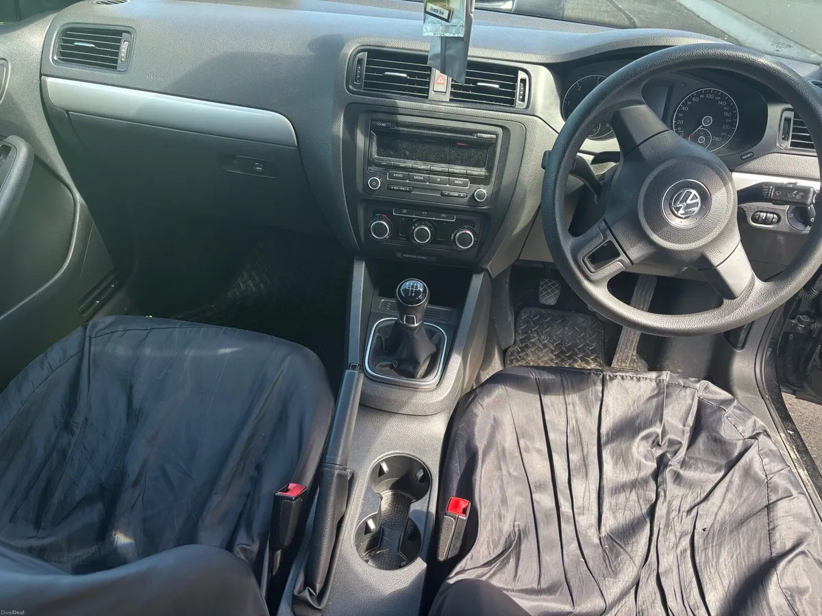 Vw Jetta - Image 4