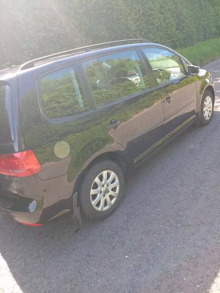 Volkswagen Touran 2015 NCT 07/27 - Image 3