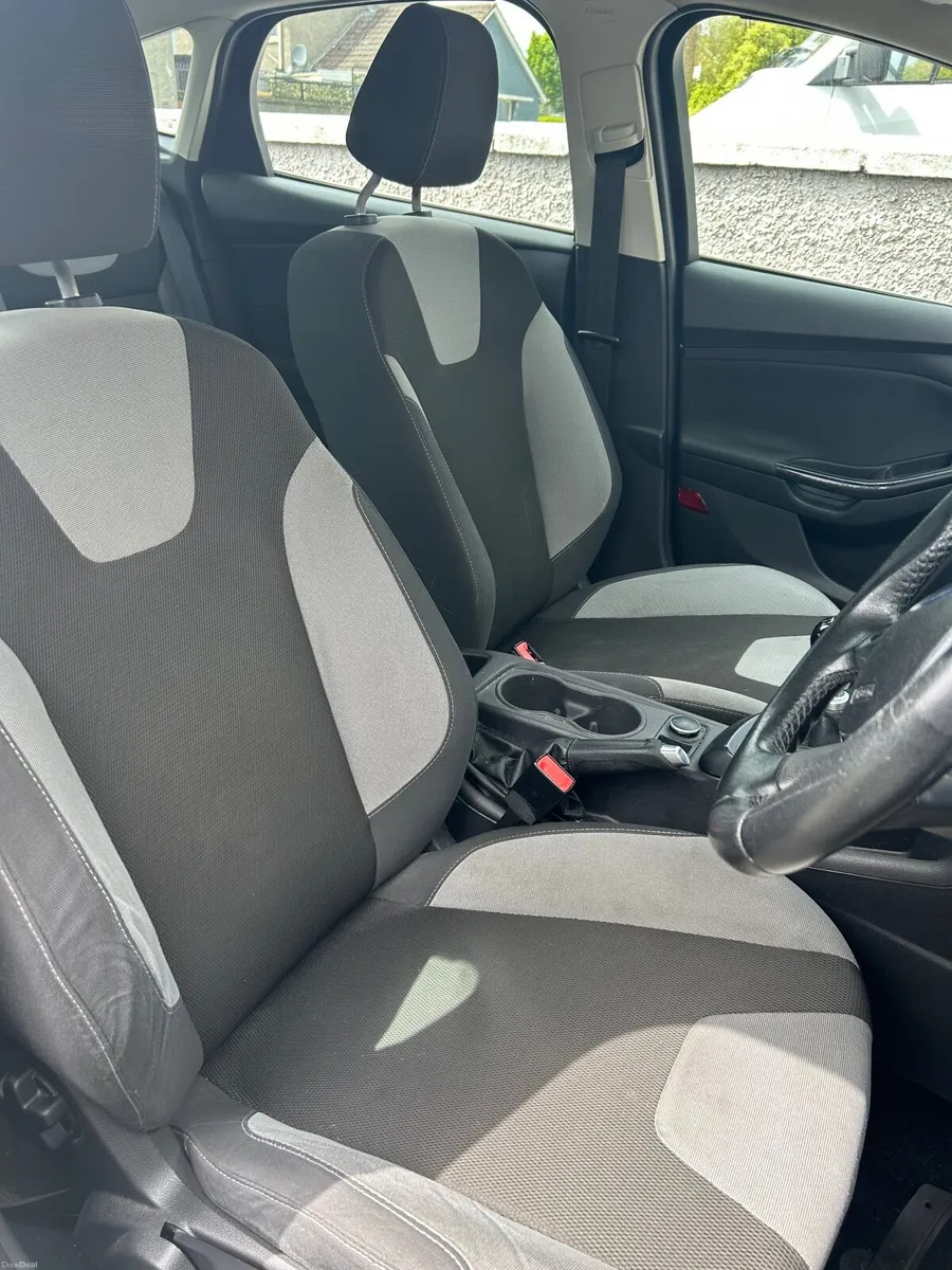 Ford Focus 2013 - Image 4