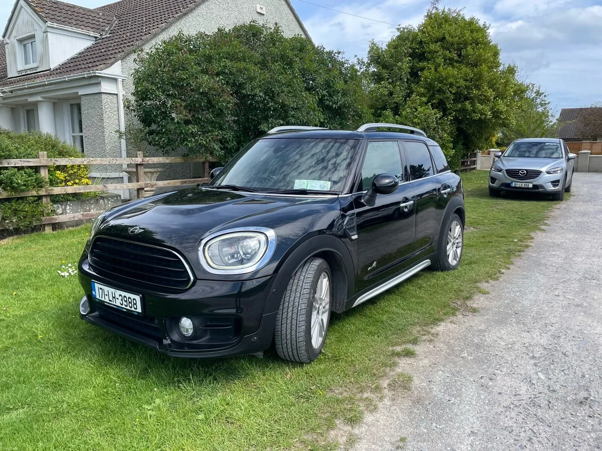 Mini Countryman - Image 1