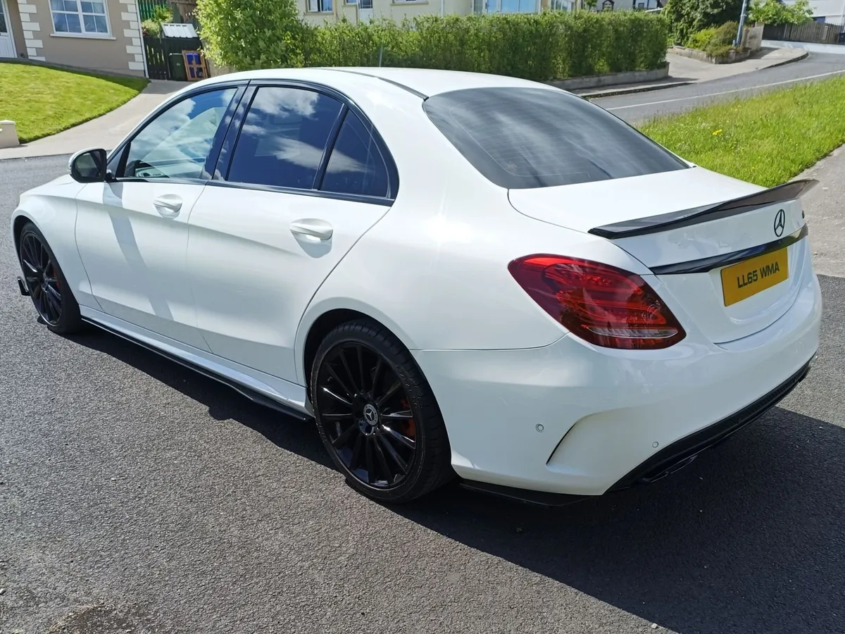 Mercedes-Benz C-Class 2015 - Image 4