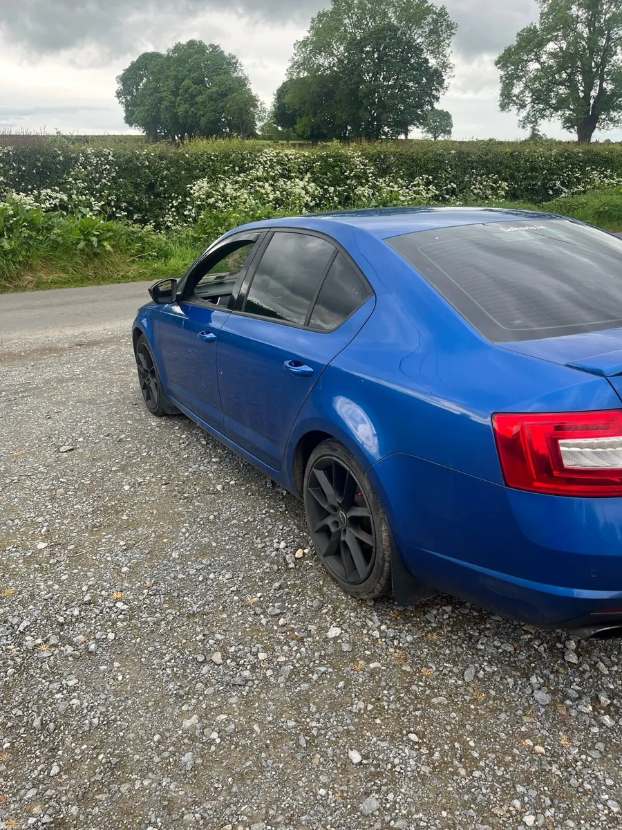 Skoda Octavia VRS 2.0tdi - Image 5