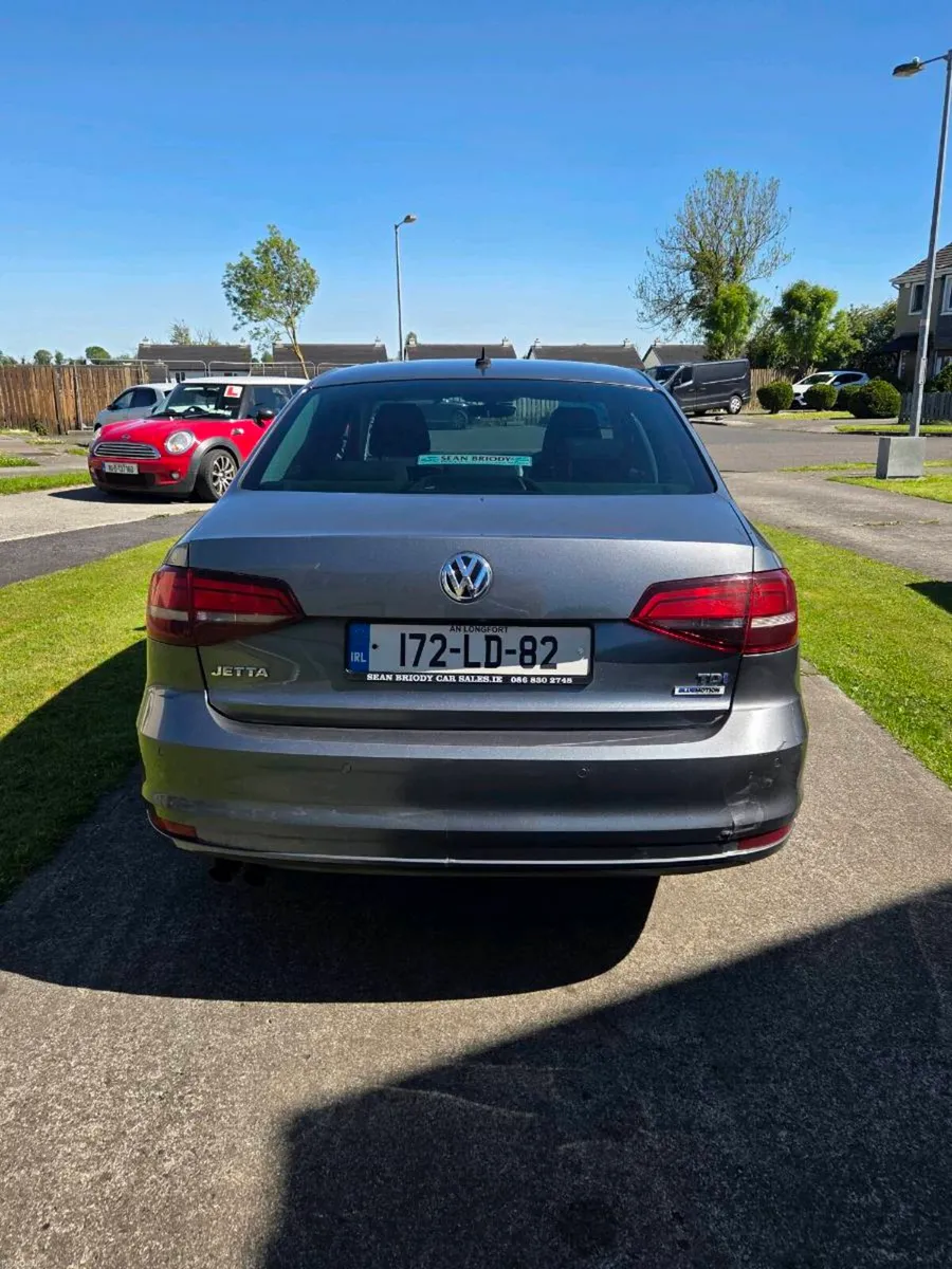 Volkswagen Jetta - Image 3
