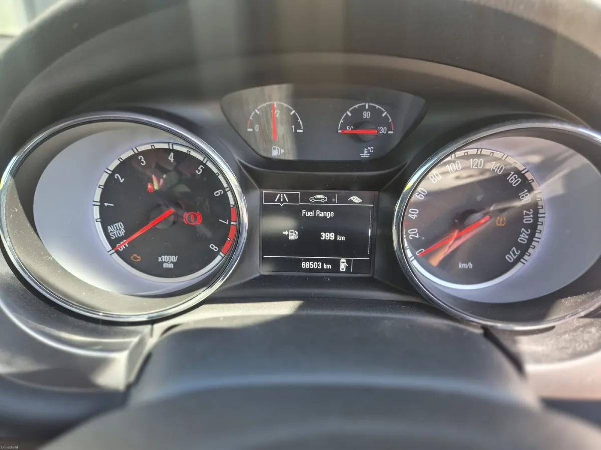 Opel Astra 2016 - Image 2