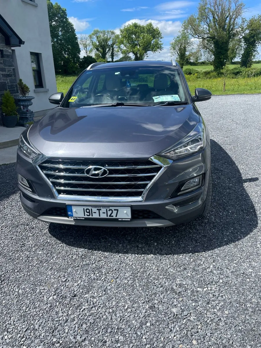 Hyundai Tuscan - Image 2