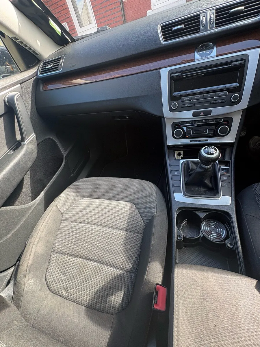 2012 Volkswagen Passat 1.6TDI Manual - Image 4