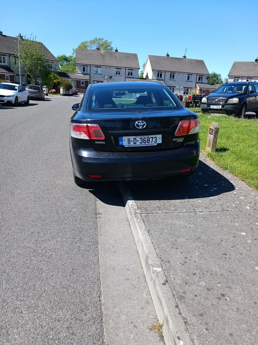 Toyota Avensis 2011 price 3150 - Image 4