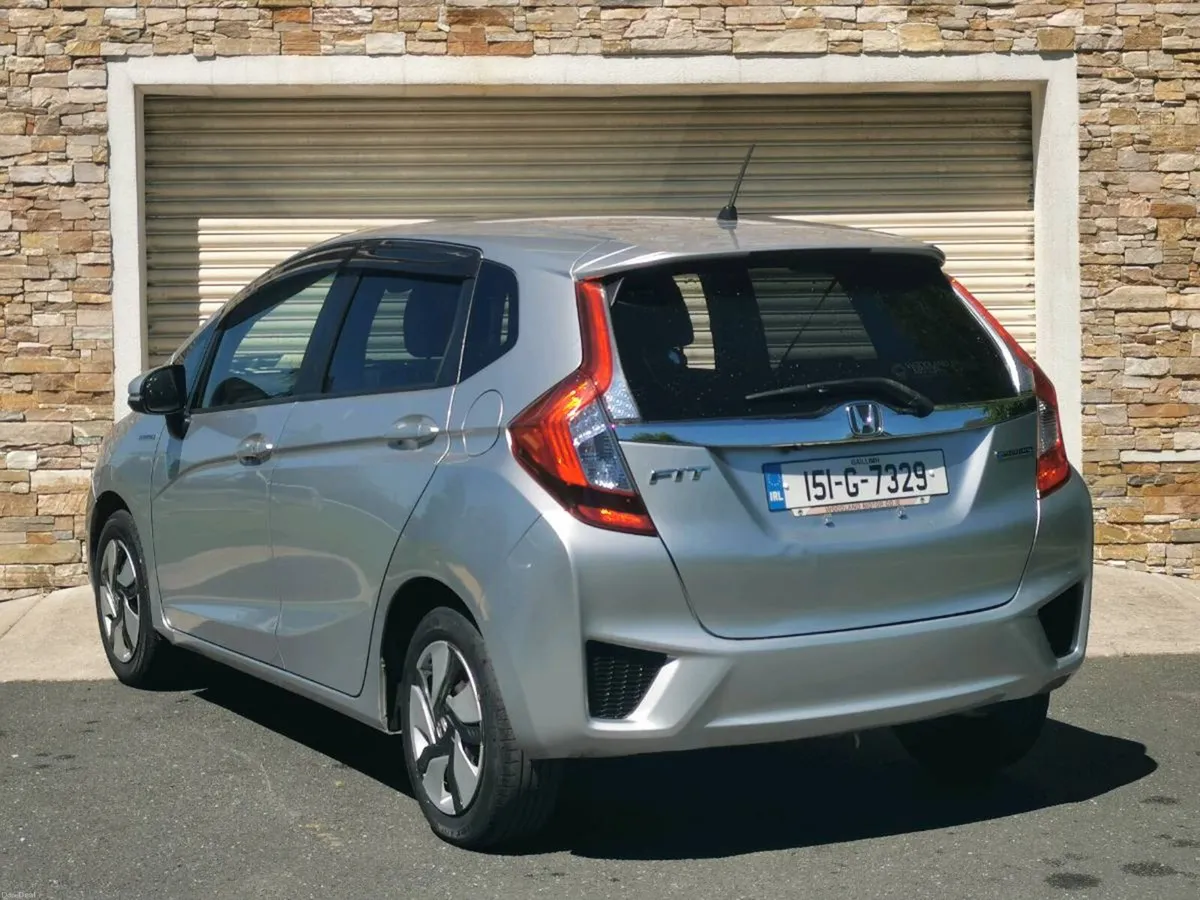 Honda Fit Hybrid Auto - Image 4