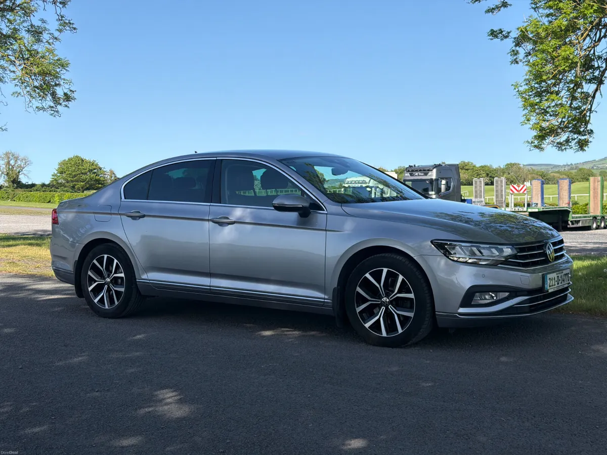 Volkswagen Passat 2021 Elegance 2.0 TDI - Image 2