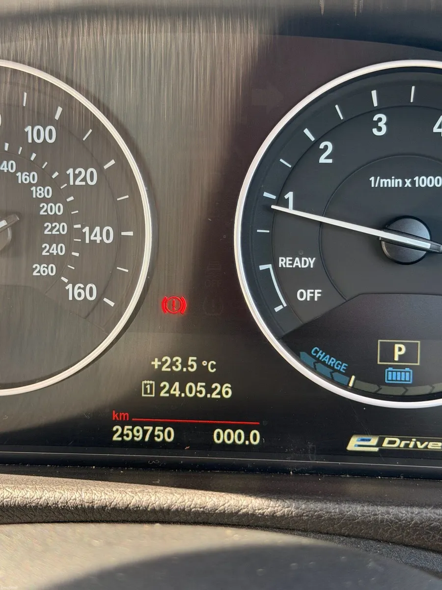 172 BMW 330e - Image 3