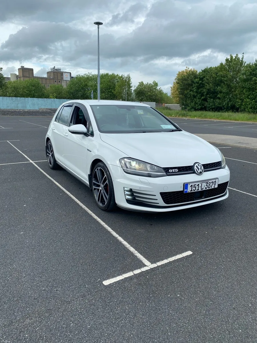 2015 Golf GTD - Image 1