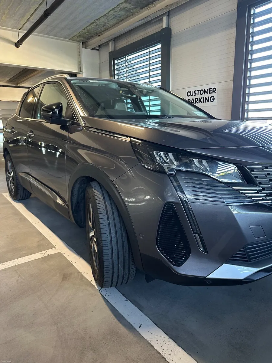 Peugeot 3008 2023 - Image 2