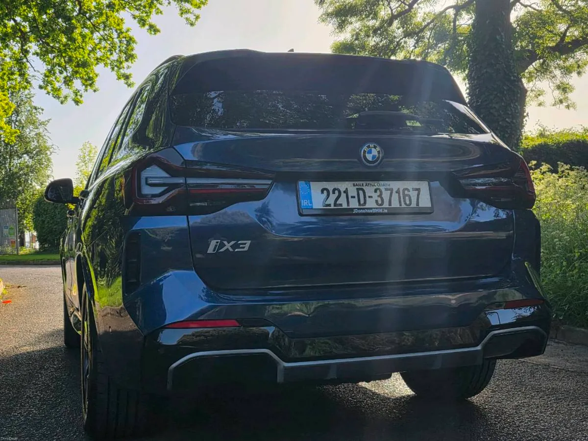 BMW ix3 M-SPORT - Image 4
