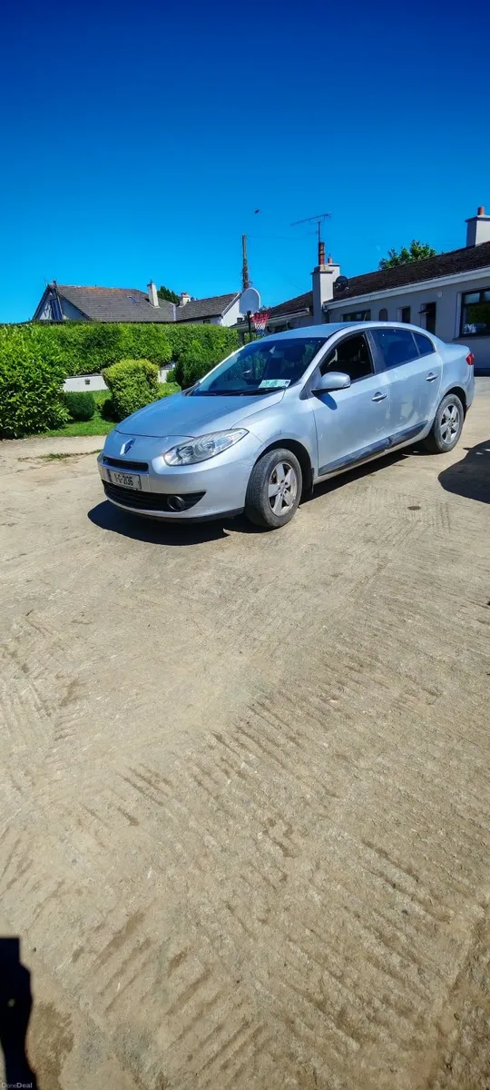 Renault Fluence 2011 - Image 5