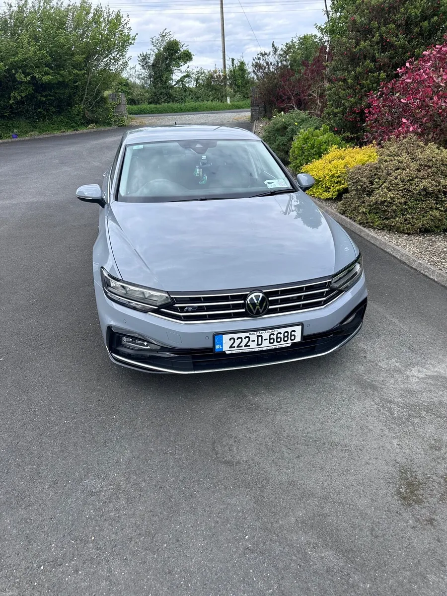 Volkswagen Passat 2022 - Image 1