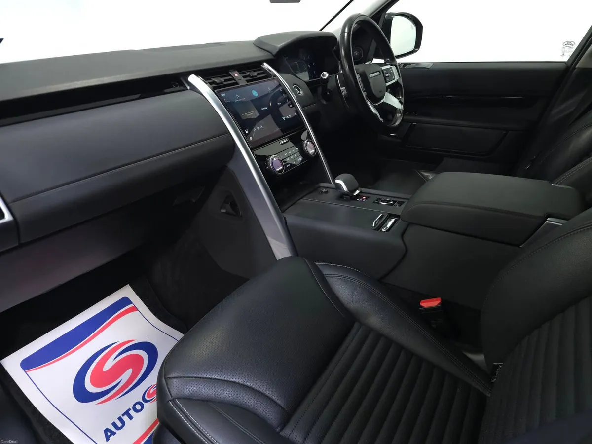Land Rover Discovery D300 SE - Image 4