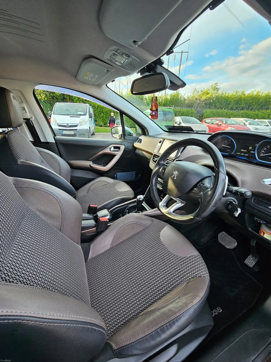Peugeot 2008 2014 - Image 2