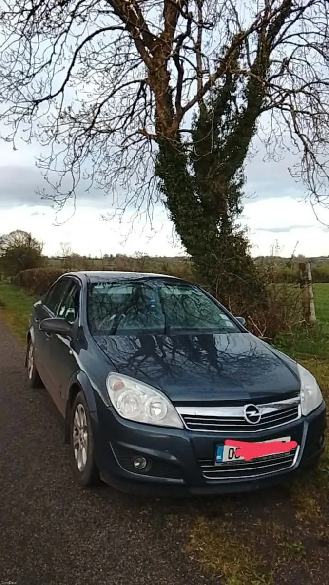 Opel Astra 2008 - Image 1