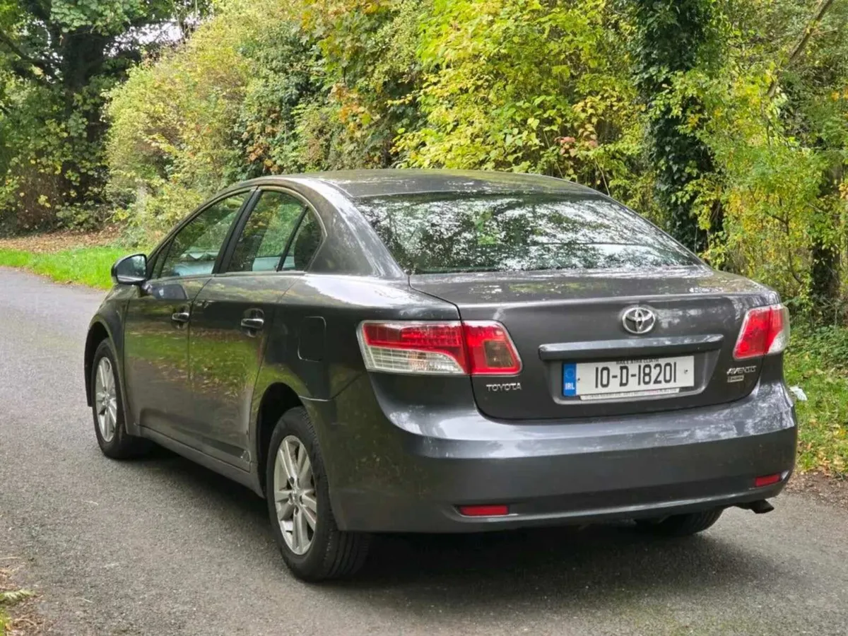 Toyota Avensis 2010 - Image 3