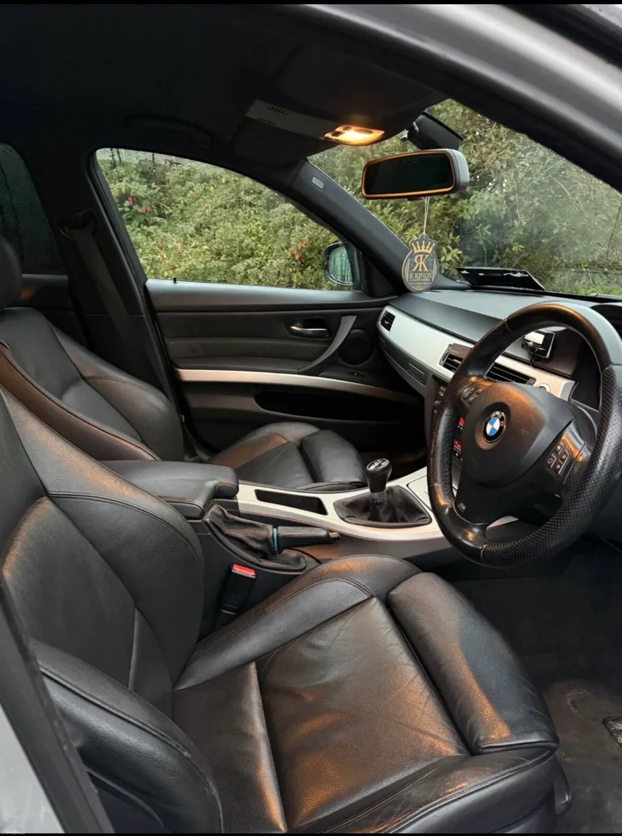 Bmw e90 320d msport - Image 5