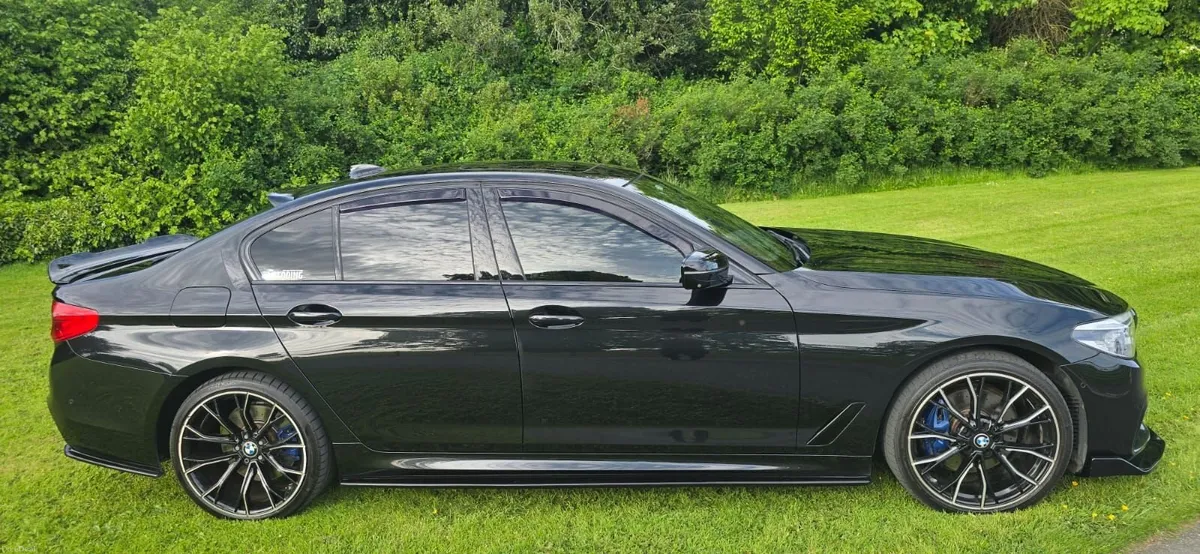 BMW 5-Series 2018 Fully Loaded | Every Extra - Image 5